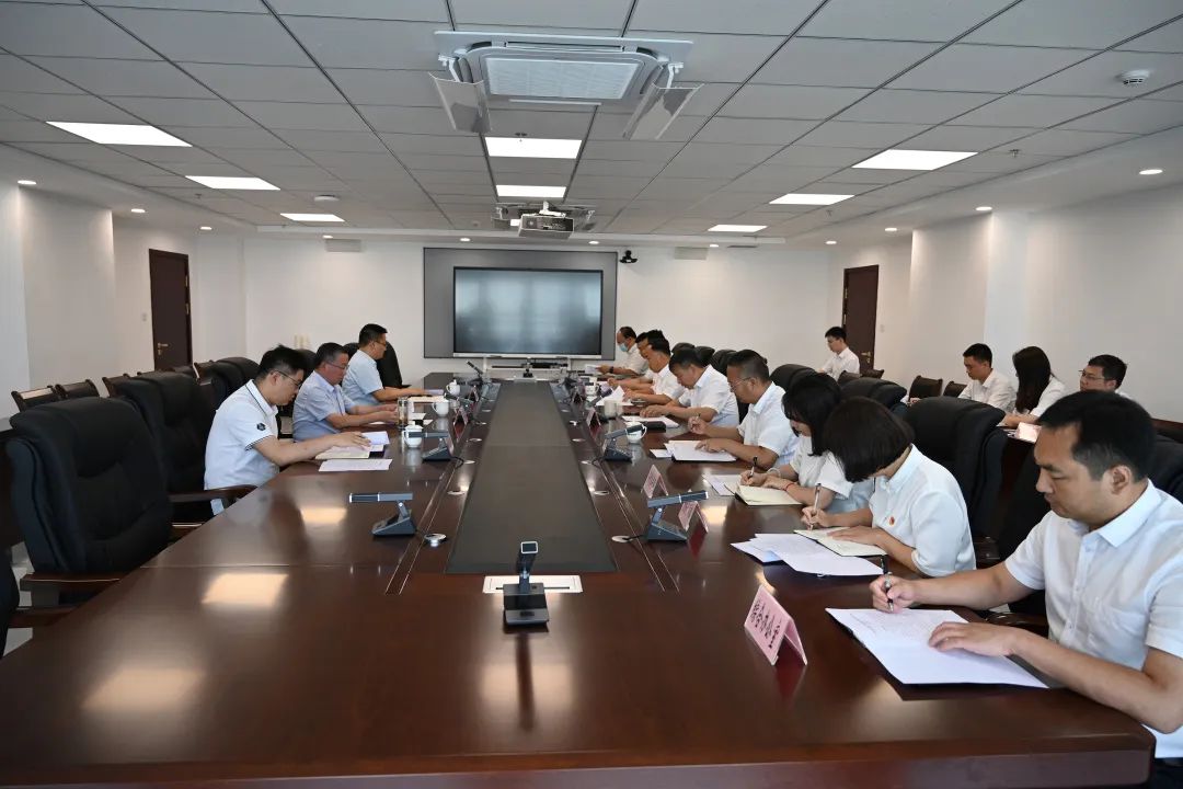 摸實(shí)情、理思路、謀發(fā)展——交投集團(tuán)黨委書記、董事長劉清國深入所屬二級企業(yè)實(shí)地調(diào)研
