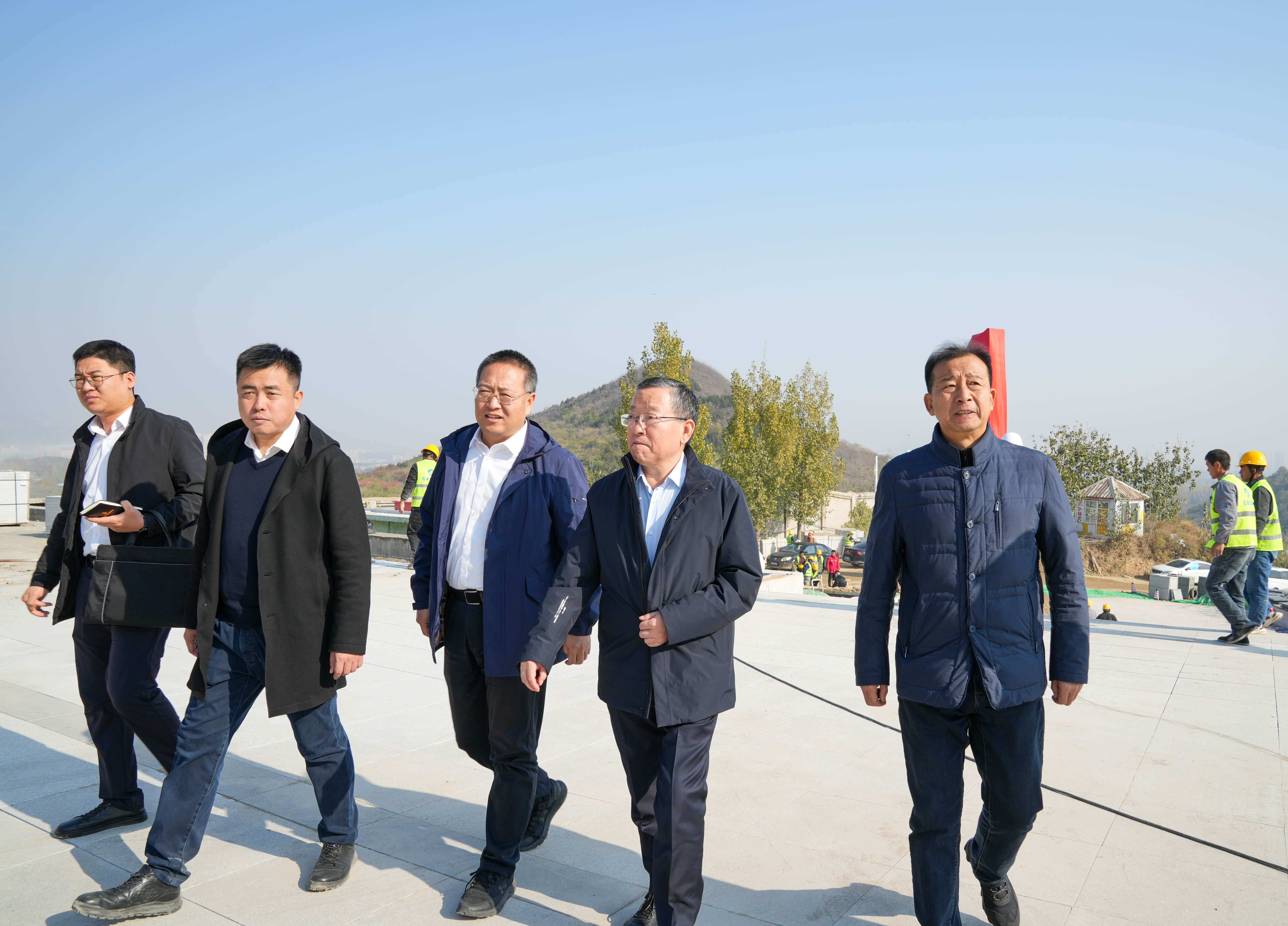 交投集團黨委書記、董事長劉清國 調(diào)研市公益性公墓項目