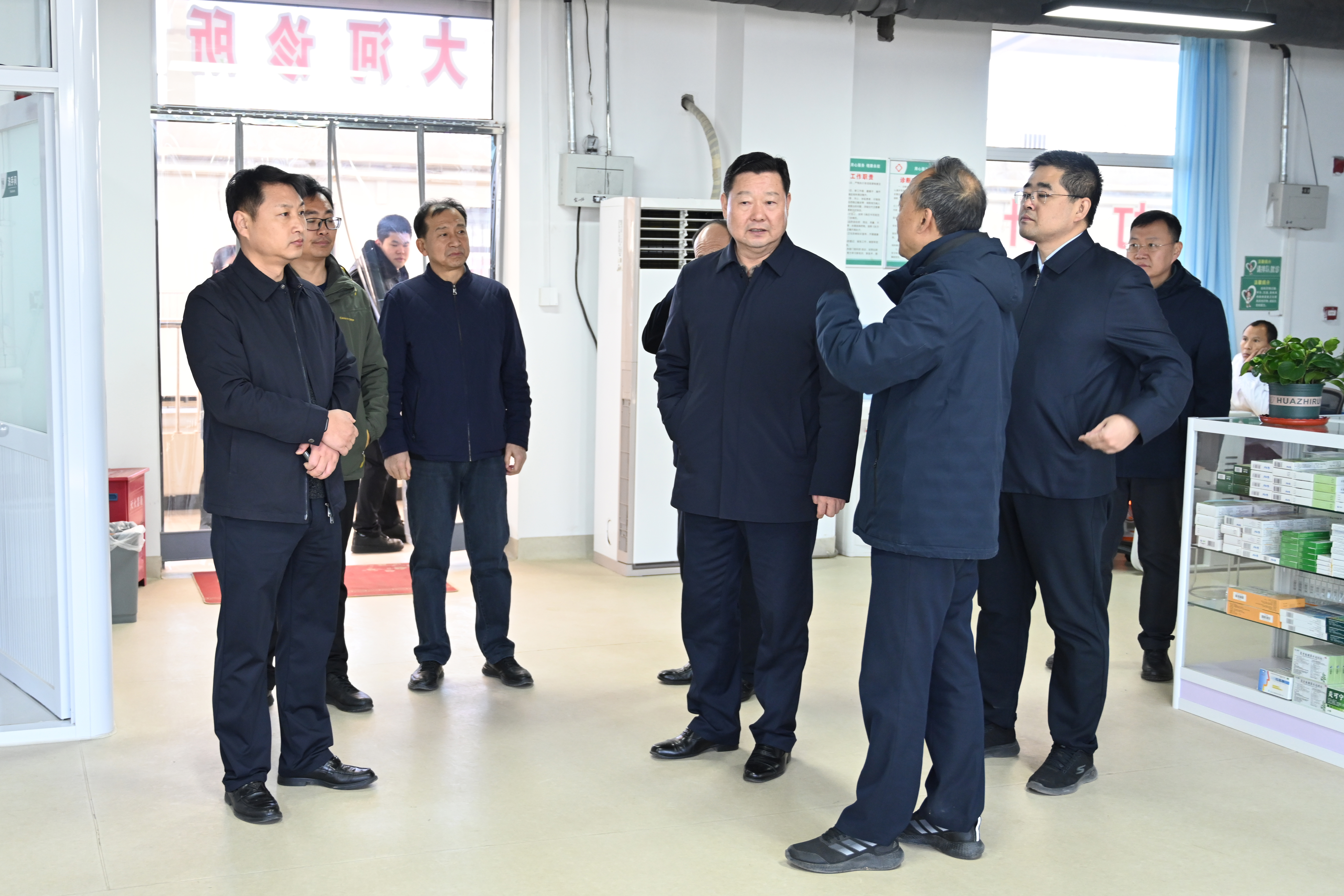 河北省交通運輸工會主任魏武一行到石家莊國際農(nóng)產(chǎn)品交易中心調(diào)研